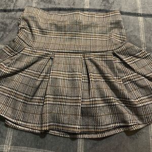 Pleated mini skirt